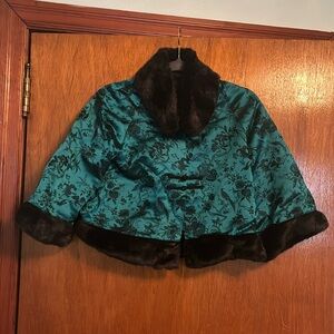 NWOT Asian Chinese Faux Fur Trim Brocade Crop Jacket Coat Topper XS